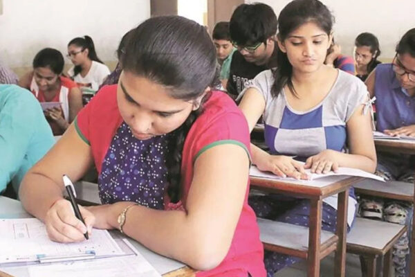 12वीं पास और ग्रेजुएट के लिए इस राज्य में बंपर वैकेंसी, यहां डायरेक्ट लिंक से करें अप्लाई