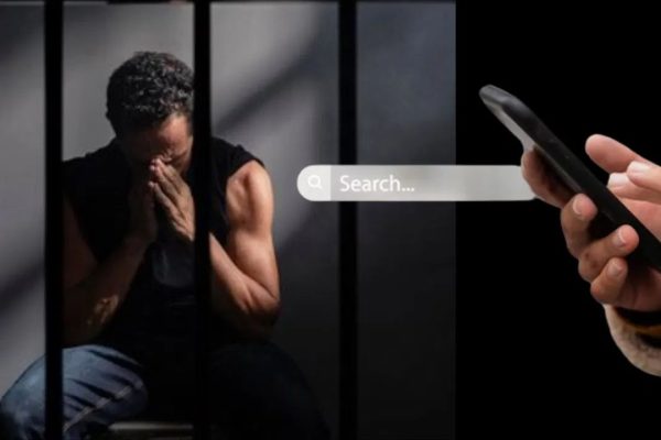 घर से उठा लेगी पुलिस, Google पर सर्च की ये चीजें तो पहुंच जाएंगे जेल!